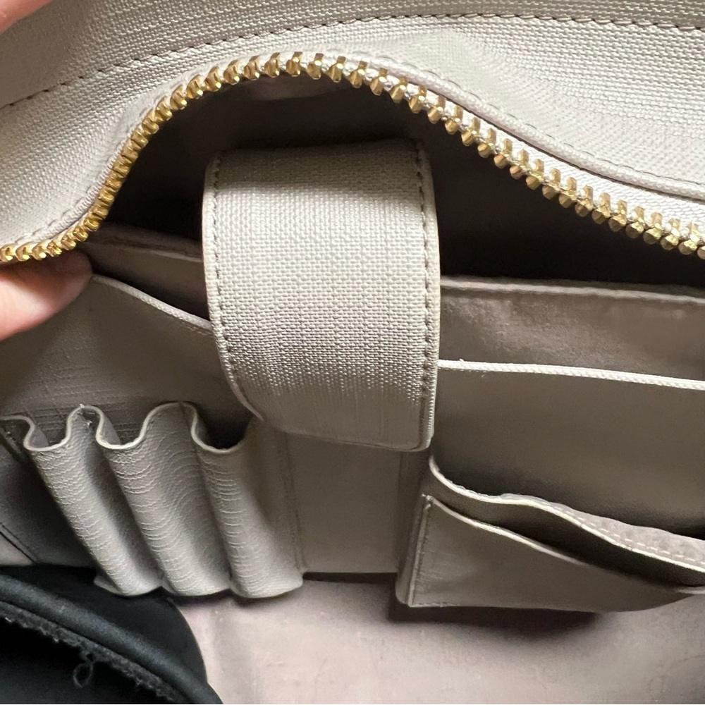 Dagne Dover Legend signature computer tote. Multiple interior pockets zip close - Picture 11 of 16